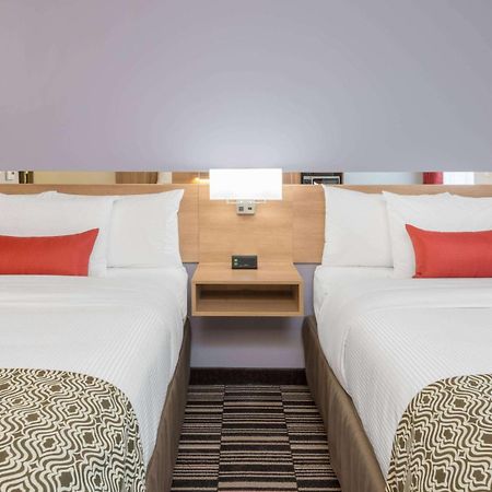 Microtel Inn & Suites By Wyndham סודברי מראה חיצוני תמונה